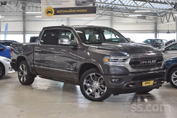 Dodge Dodge Ram 1500. 2020. gada. 5.7l benzīns, 295 Kw (