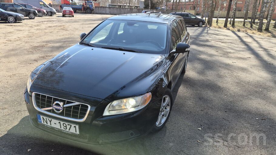 Volvo Pārdodu Volvo V70 2010.g 2.0 d 100 kW . ar manuālo