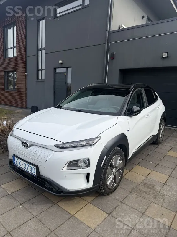 Pārdodu ar lielāko bateriju 64kw, labi koptu ar maximālu komplektāciju aprīk