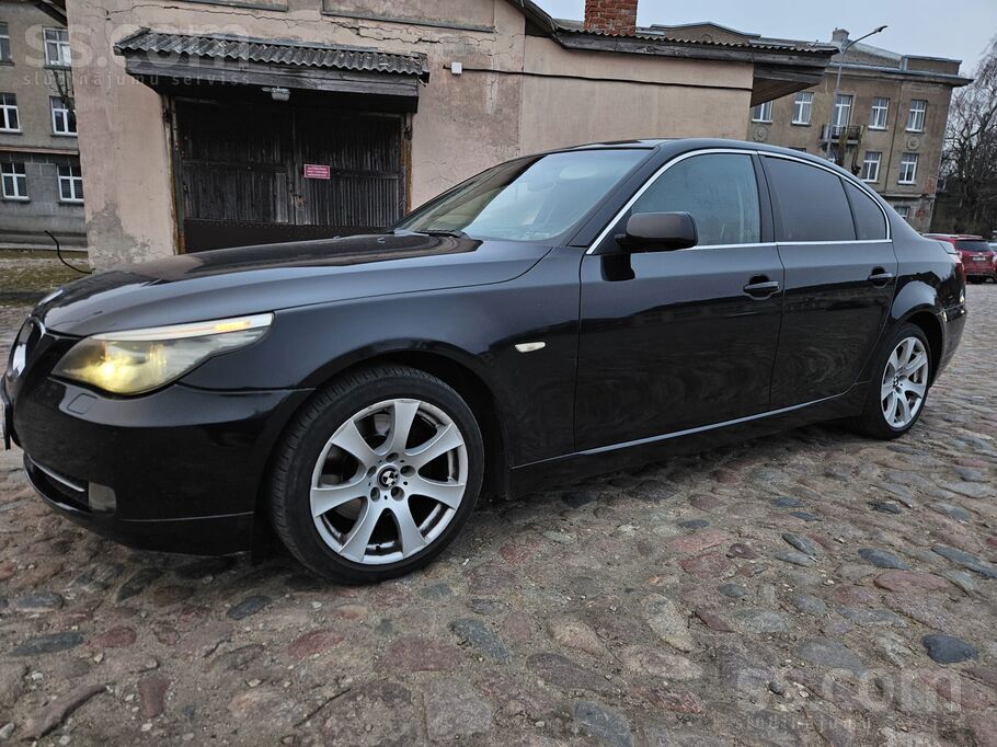BMW Pārdodu koptu un jaudīgu BMW 530d. Auto tika iegād