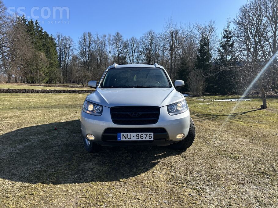 Hyundai Pārdodu Hyundai Santa Fe, 2008.gada 114kw , 4wd. A