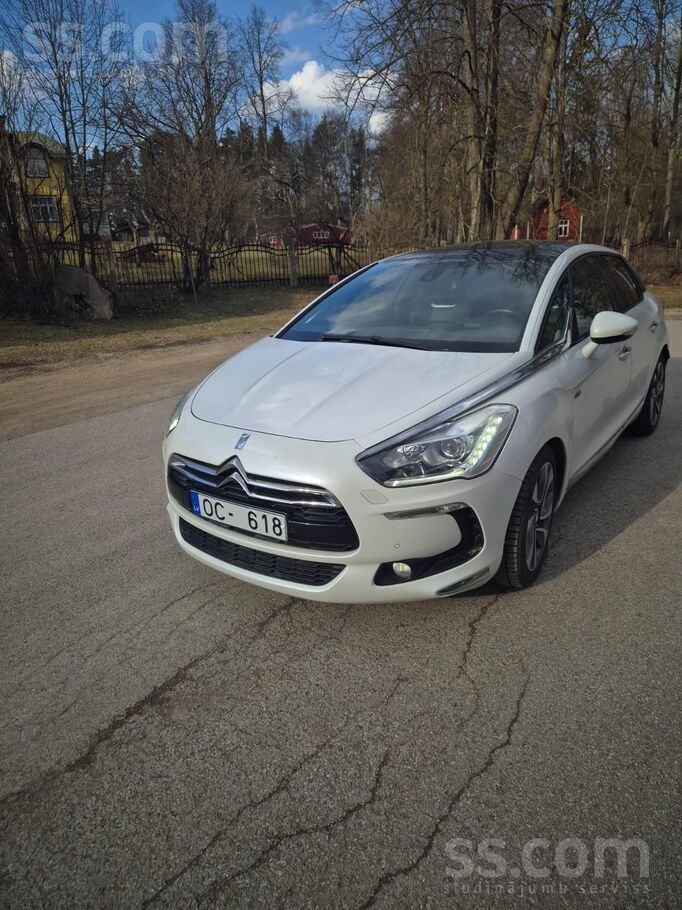 Tikko izzieta TA bez aizrādījumiem, ekoloģija visa vietā. Auto labā tehniskā