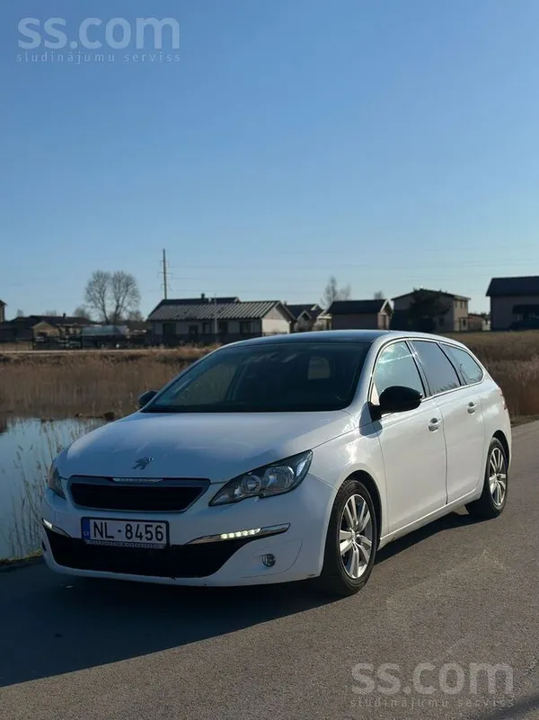 Peugeot Ļoti ekonomisks auto. 
