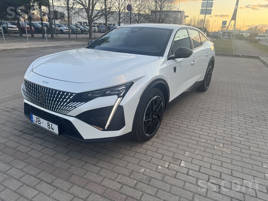 Pārdod Peugeot 408Gt. Bagātīgs aprīkojums. Apkopes veiktas ātrāk kā paredz r