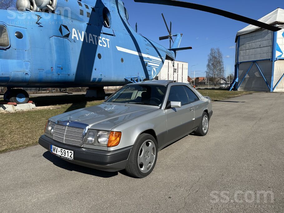 Mercedes 1989. gada Mercedes-Benz C124 300 CE. M103 Motors 