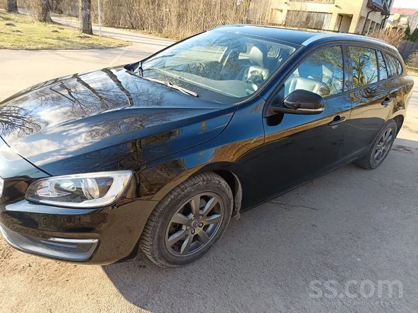 Volvo Volvo V60 D3, automāts, ādas salons, nobraukums 22