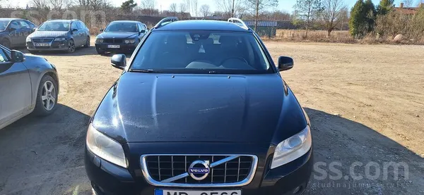 Volvo Pārdod īpašnieks, volvo V70 2.4 D5, 158 kw, 215zs.