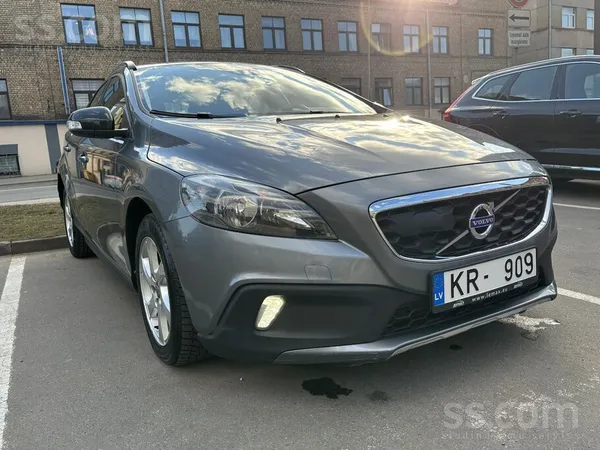 Volvo V40 Cross Country, automāts, D4, 2.0 dīzelis. Ekon