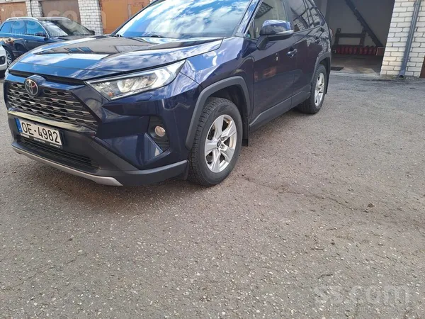 Toyota Pārdod Latvijā iegādātu Rav4. Nobraukums pārbaudām
