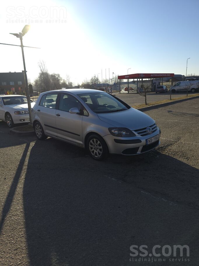 Volkswagen Golf plus 1.9tdi 77kw automāts. TA 11.26. 