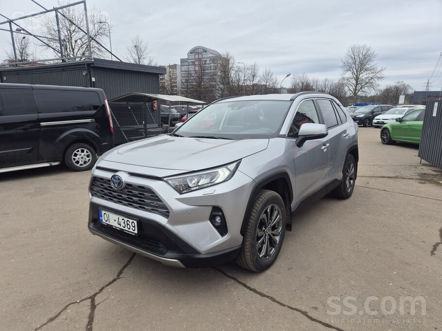 Toyota Toyota Rav4 Hibrīds 2.5l hibrīds/benzīns. 131kw