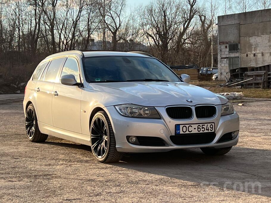 BMW E91 318d ar kārbas defektu un plaisu vējstiklā
2010. gads
Tehniskā aps