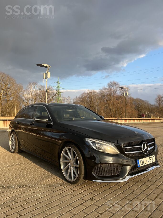 Mercedes-Benz C220