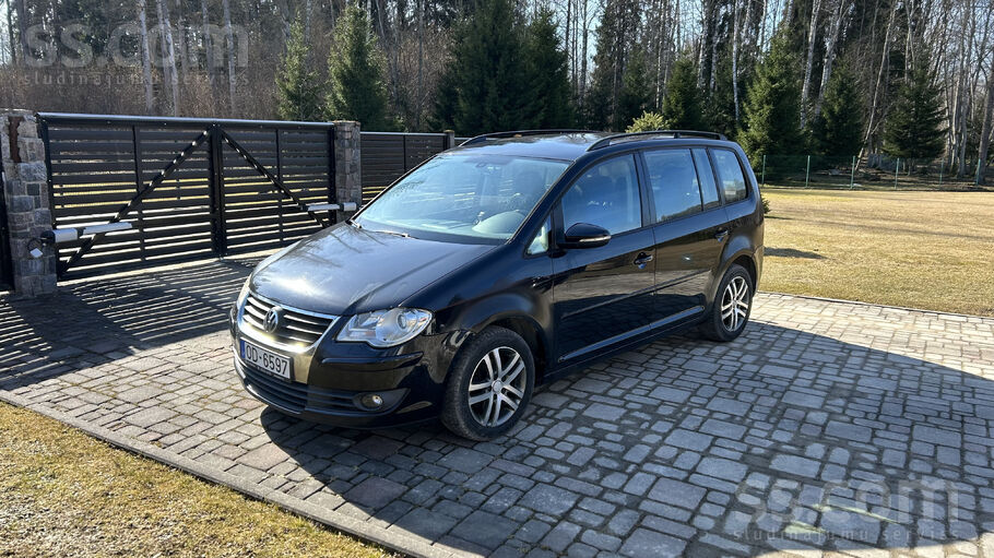 Volkswagen Pārdodu uzticamu un ekonomisku VW Touran ar 1.9 Td