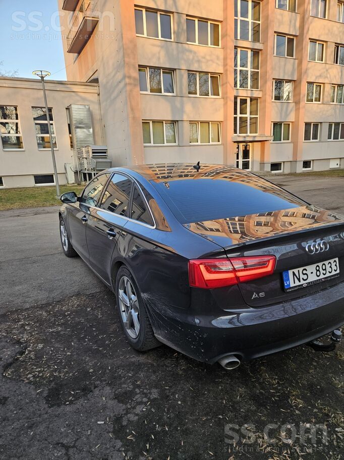 Audi Продаю Ауди А6 C7 в хорошем техническом и визуальн