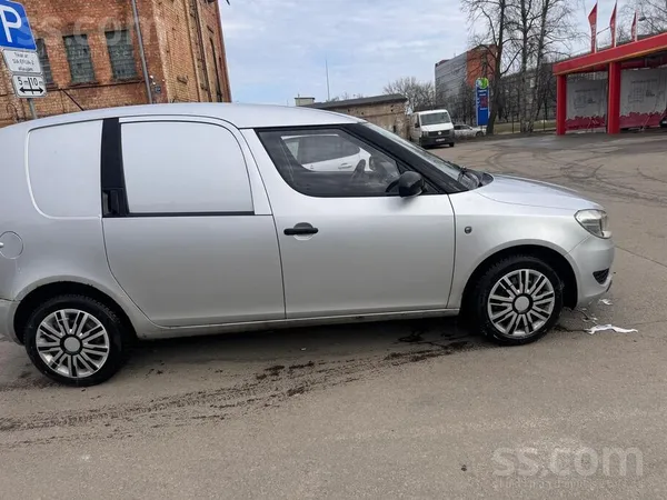Skoda Labā tehniskā stāvoklī. Ceļa nodoklis par šo gadu 