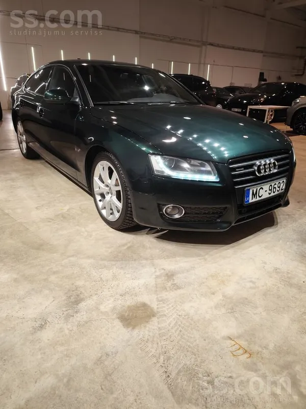 Audi Pārdodu audi a5 quattro sportback 3.0 tdi ar 7 pak