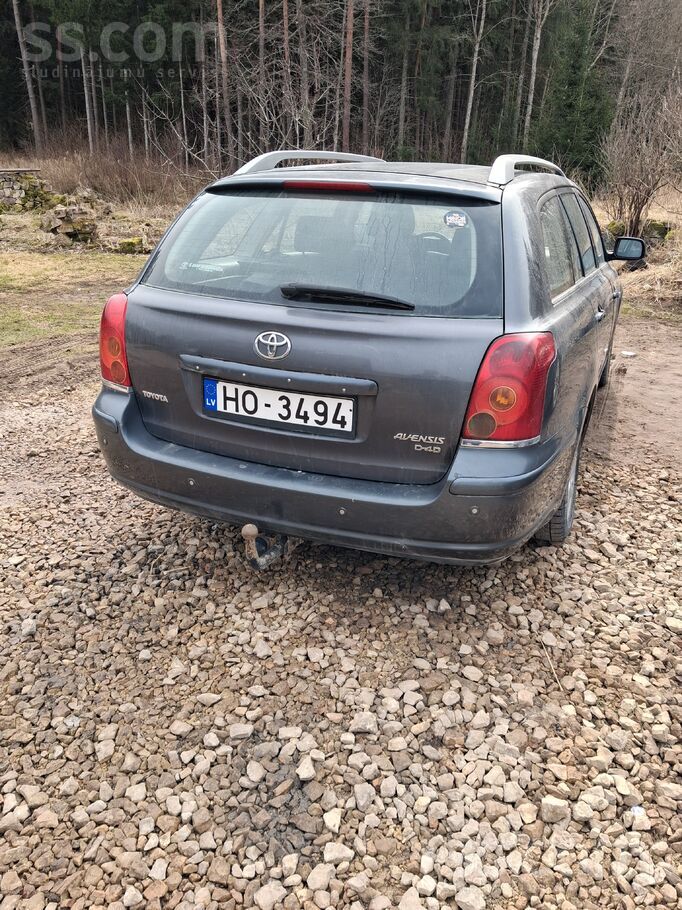 Toyota Pardodu tojotu ar tiko izietu TA 2.2 110kw tdi tur