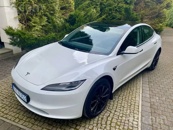 2021. gada Tesla Model 3 – teicamā stāvoklī Lfp akumulators Siltumsūknis Autopilots