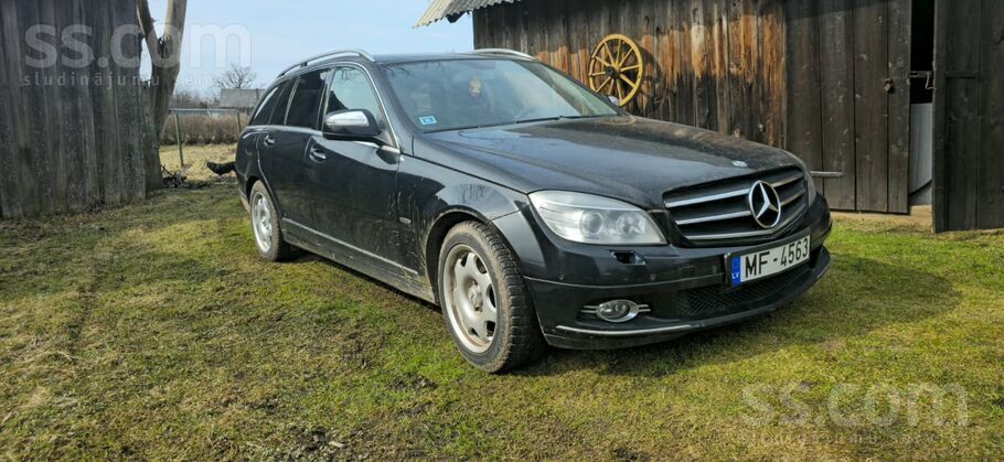 Pārdodu uzticamu un jaudīgu Mercedes-Benz ar labāko dzinēju savā klasē.
Au