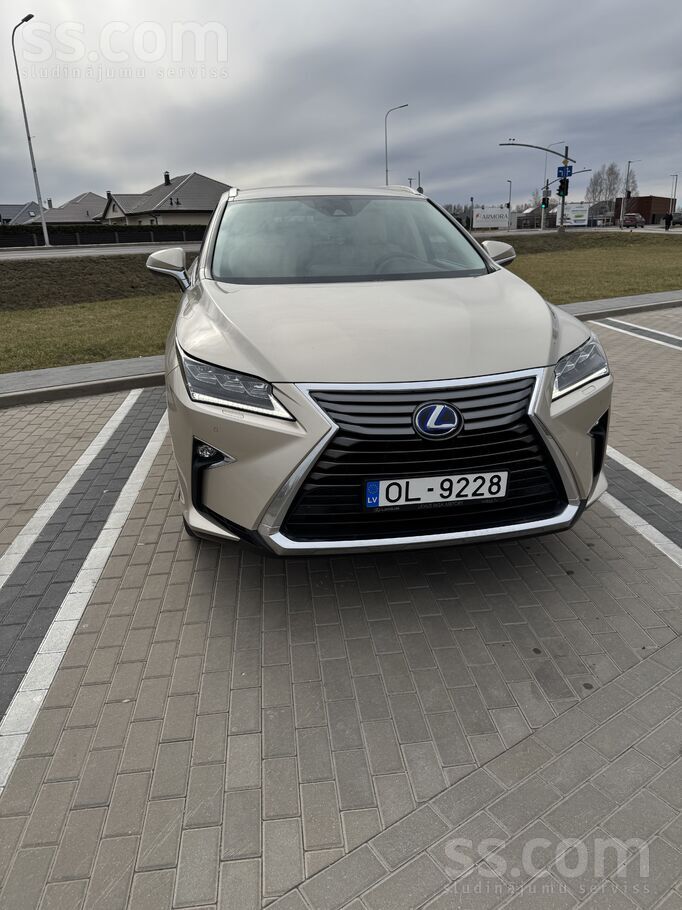 Lexus RX
