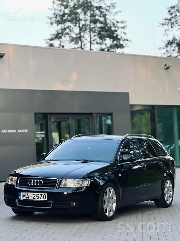 Audi A4 B9 2, 0Tdi 140kw 2016.gada ar ļoti bagātu kople