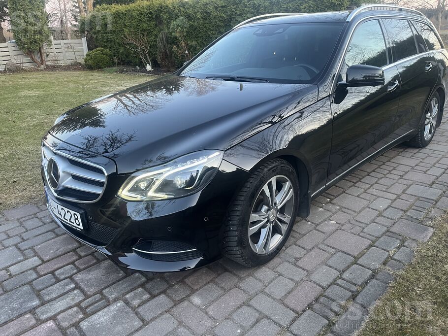 Mercedes-Benz E220