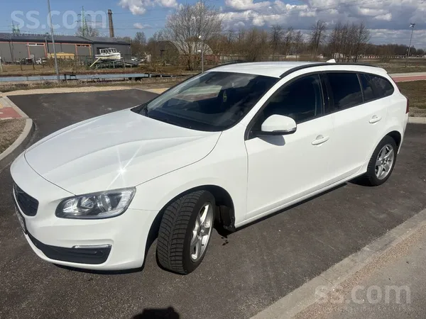 Volvo Pārdodu labu, uzticamu un komfortablu Volvo V60, L
