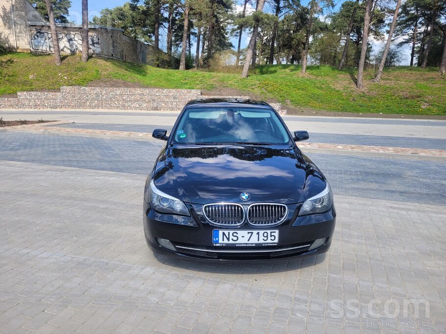 BMW Pārdodu BMW 525 lieliskā stāvoklī, labi aprīkotā. 