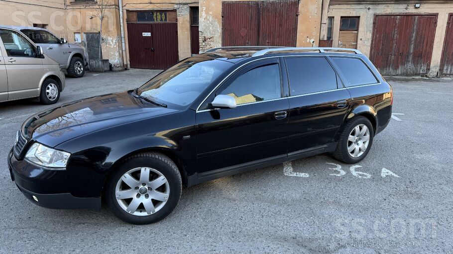 1.8 turbo motors 110 kW
Auto stāvoklis atbilst savam vecumam. Šur tur ir pa