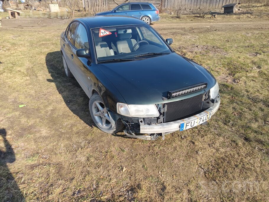 Продаю. На ходу. Не идеальная, но езжу каждый день. Все вопросы на Ватсапп,