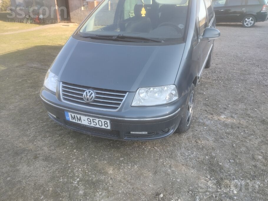 Pārdodam ģimenes auto, jo nopirkta jaunāka mašīna. 
Plusi: jauni priekšējie