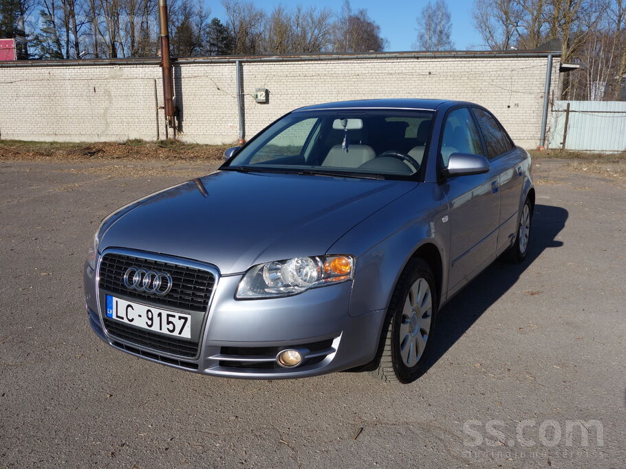 Audi A4. B7. 2.0Tdi. 100kw. -136лс. Свежий Т. О. В отличном техническом и ви