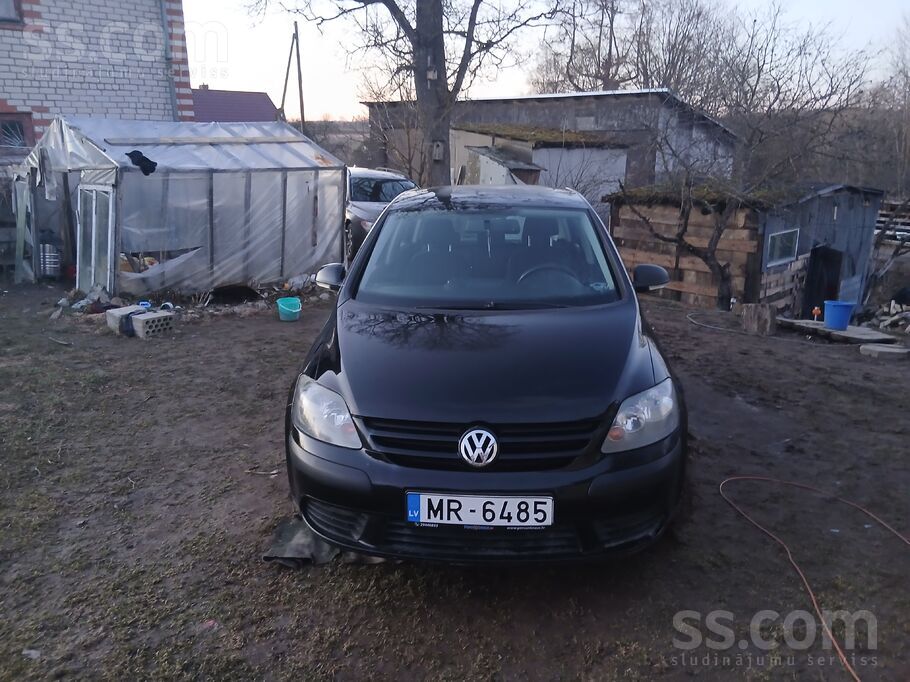 Машина в хорошем тех и виз состоянии, только пройдено То. Налоги заплачены.