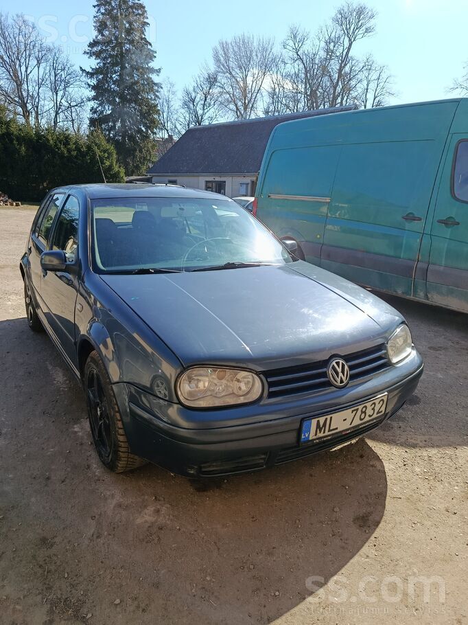 Volkswagen Golf 4