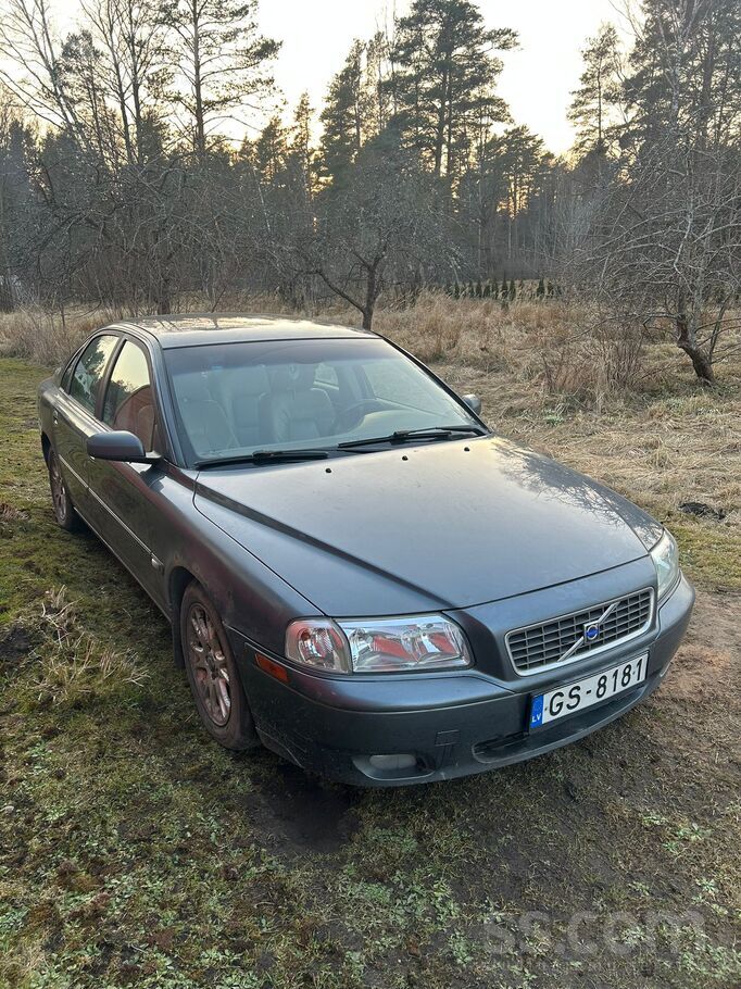Dzīvi redzējis Volvo. Vel Tiek lietots ikdienā, ieliekot kādus 200e skati va