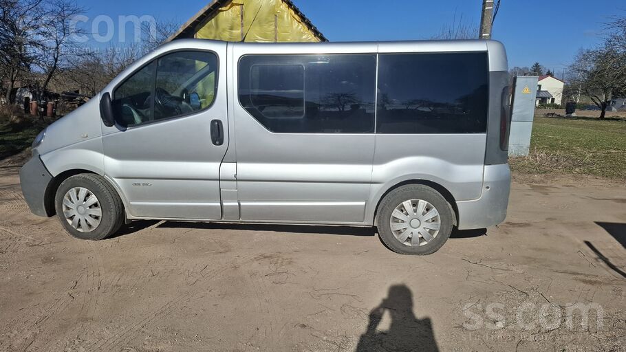 Renault Pārdod Renault Trafic Generation 2.5 Tdi. Ļoti lab