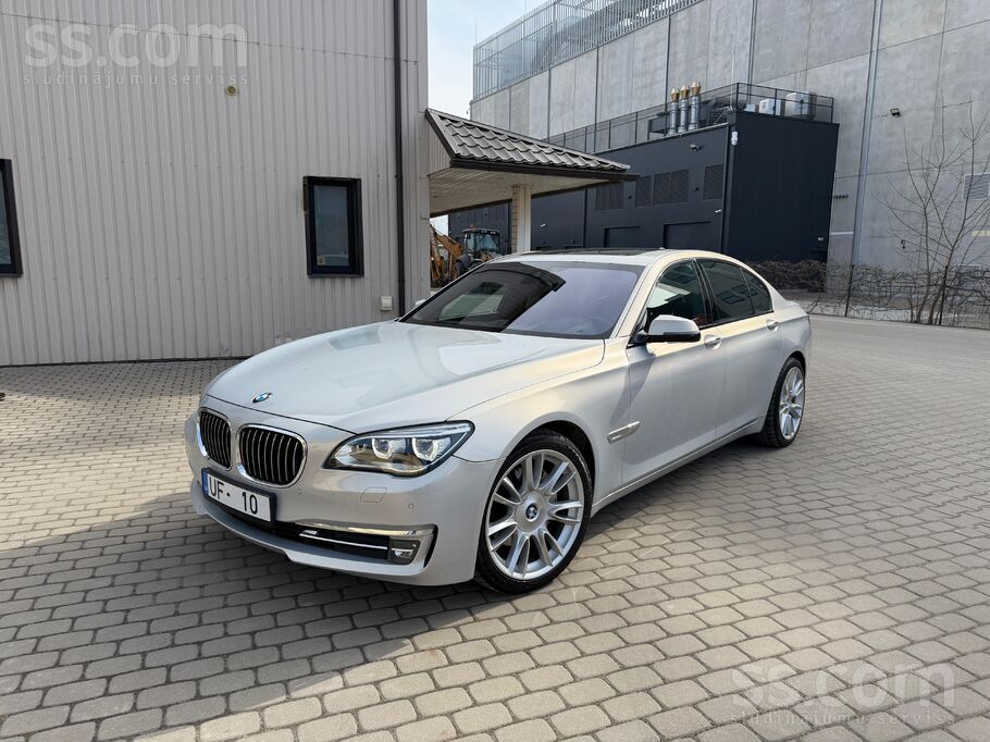 Pārdodu/mainu BMW 740d xDrive F01 Lci ar Individual komplektāciju. 3.0 dzinē
