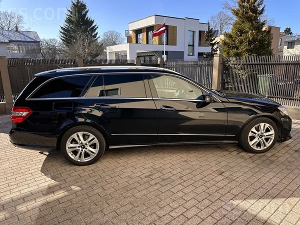 Mercedes E350, 195 Kw, Amg Mercedes-Benz Ļoti labā stāvoklī