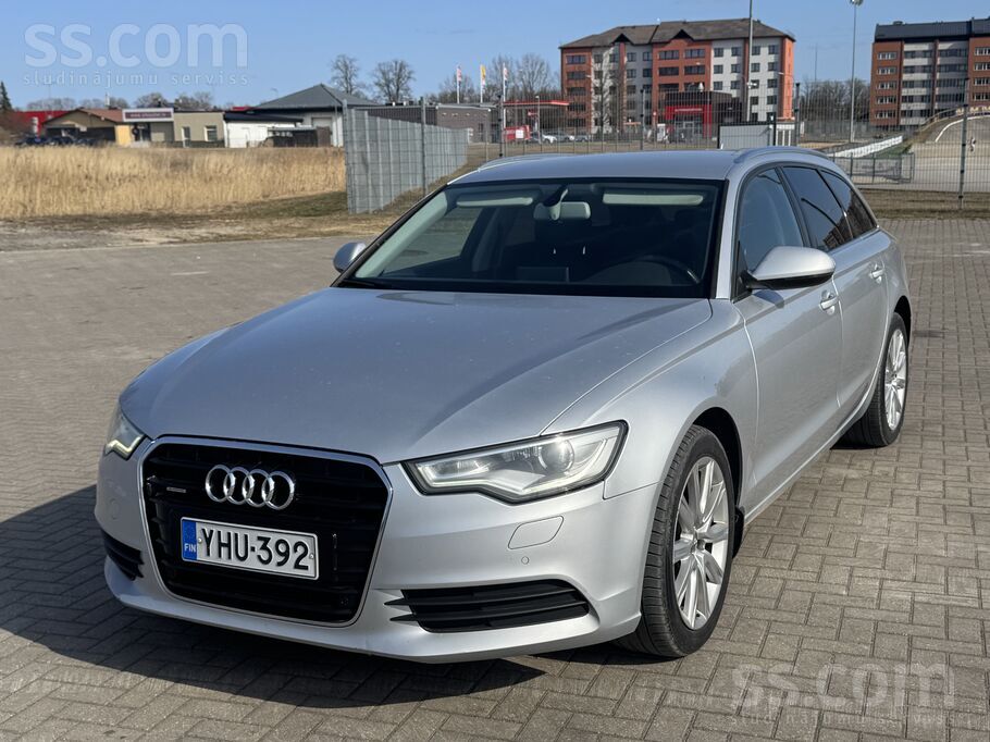 Labā tehniskā un vizuālā stāvoklī. Dzinējs un ātrumkārba darbojas nevainojam