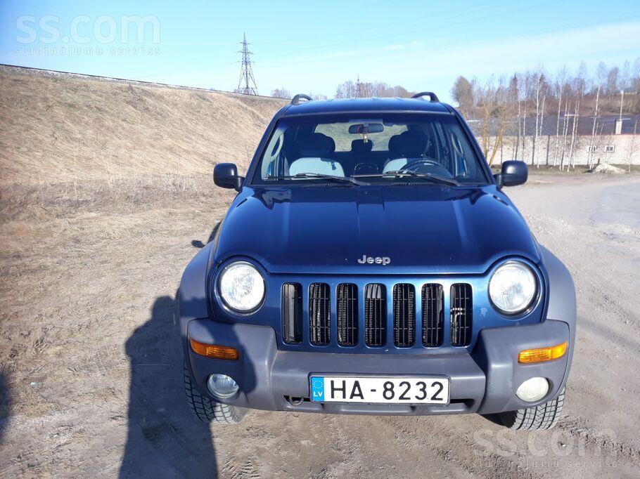 Продаётся Jeep Cherokee 2002 г. 2.5 Crd. 
Описание:
Заднеприводный с подкл