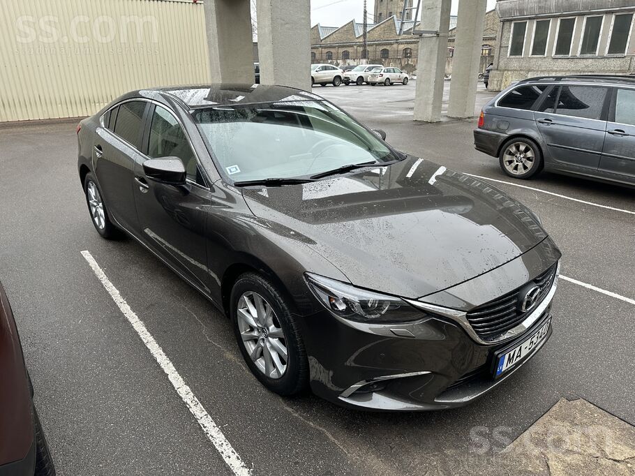 Mazda 6, tumši brūna, dīzelis, automāts. 
Auto labā vizuālā un tehniskā stā