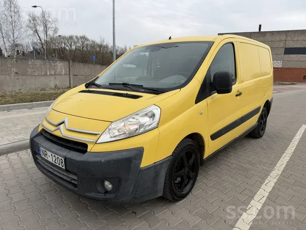 Citroen Var uz nomaksu. Uzticams un ekonomisks darba auto 