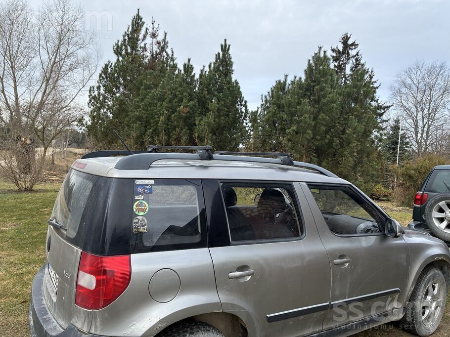 1.2tsi benzīna motors. Tehniski labā stāvoklī. Vizuāli rūsa pa perimetru, ir