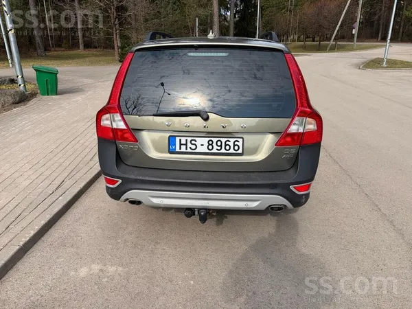 Volvo Volvo Xc70 D5 (2011) ar skaidru vēsturi