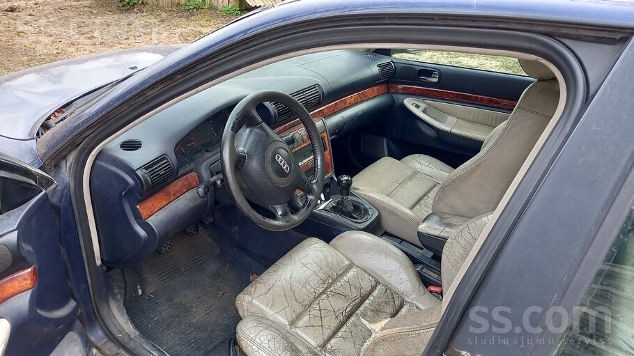 Pārdodu A4 B5 1998 v6
Labs motors un ritošā daļa.