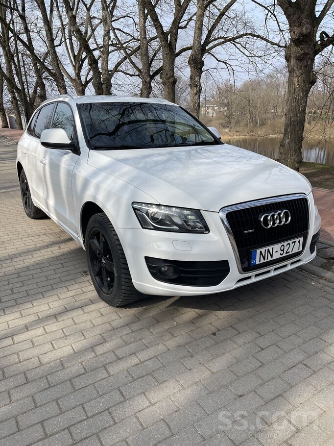 Audi Pārdod Audi Q5 3.0tdi 176kw quattro