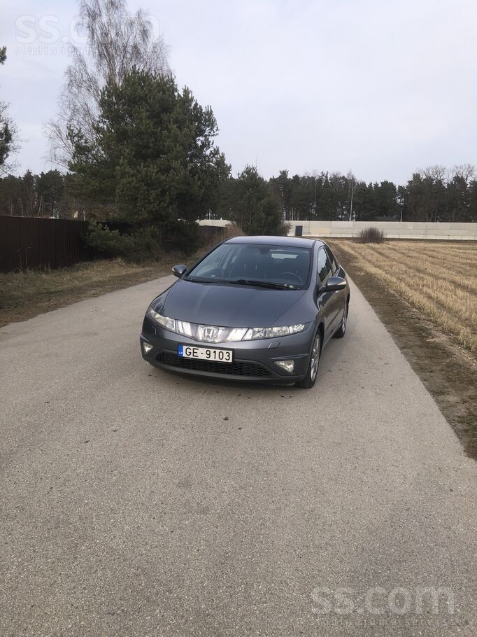 Honda В связи с ремонтом в квартире, неохотно продаю тех