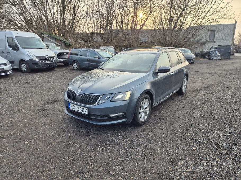 Škoda Octavia 1.6l dīzelis. 85kw
Tehniskā apskate derīga līdz 03.2027
Vid.
