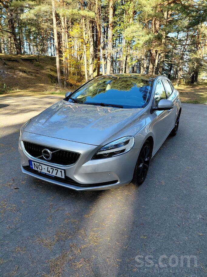 Volvo V40 2.0l dīzelis. 88kw
Tehniskā apskate derīga līdz 09.2027
Vid. d.